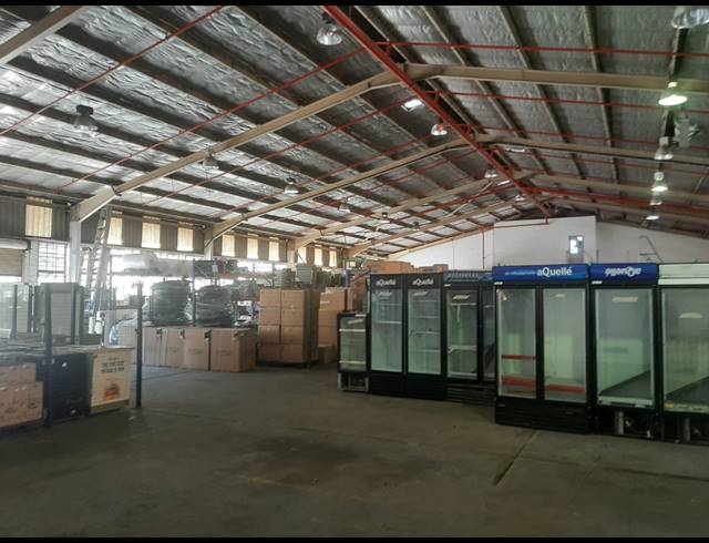2,140M² FACTORY TO LET IN WESTMEAD